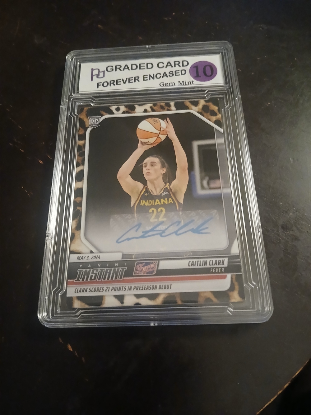 2024 Panini Instant Caitlin Clark Rookie Auto Not Orignal